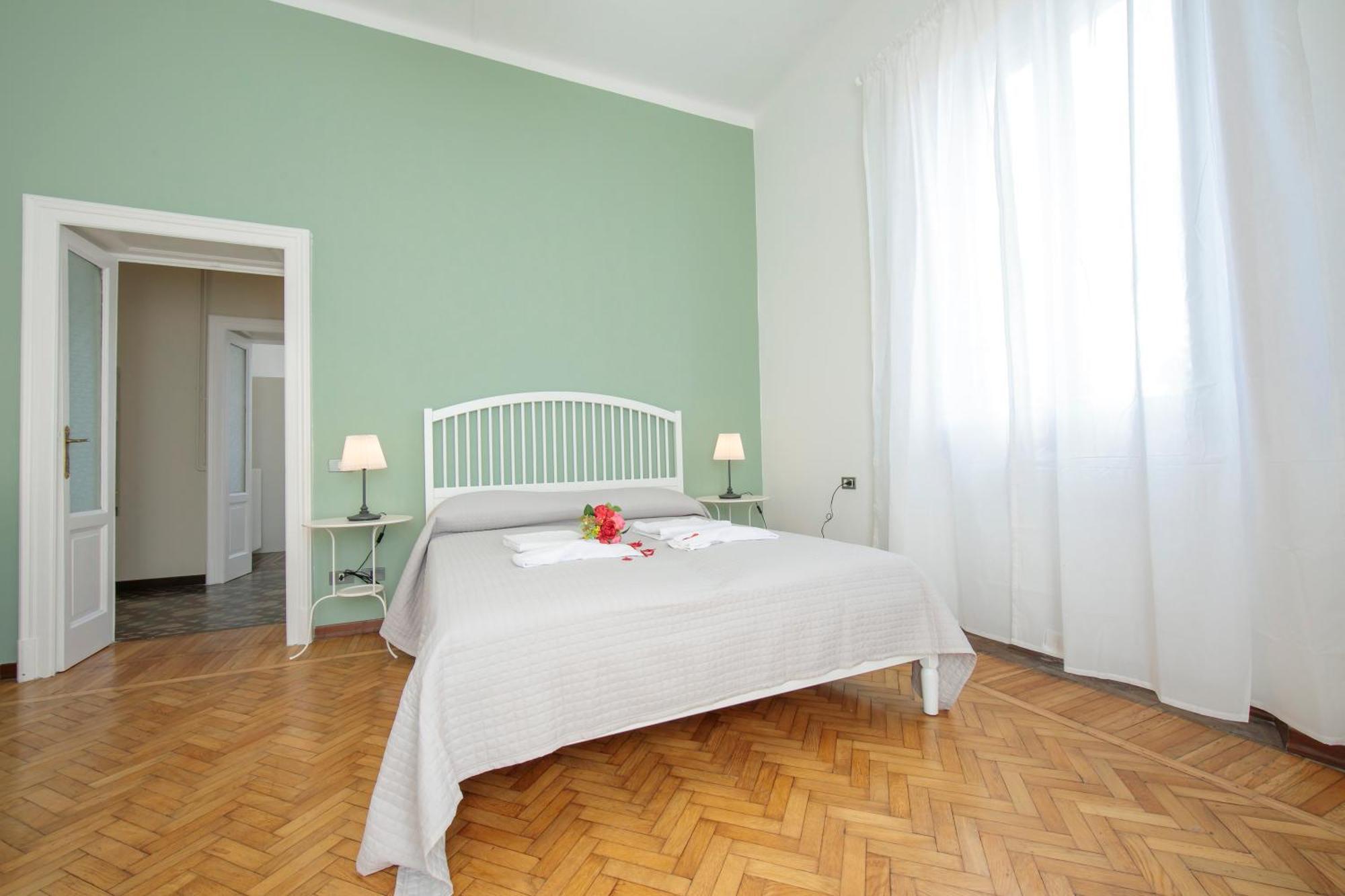 Residenza Oleandro Lake View Luino Center Exterior foto